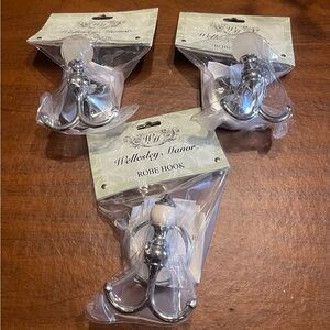 Vintage Wellesley Manor set of 3 Silver Robe/Towel Hooks